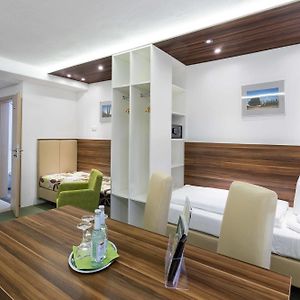 Vierbettzimmer